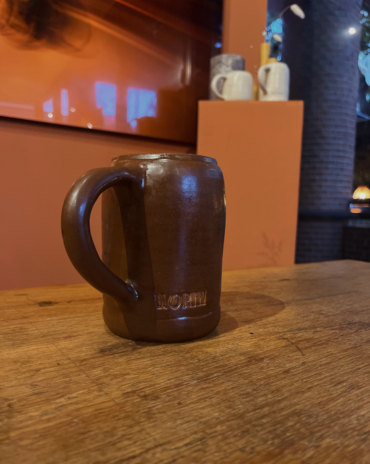 Enrique Beer Mug color marrón